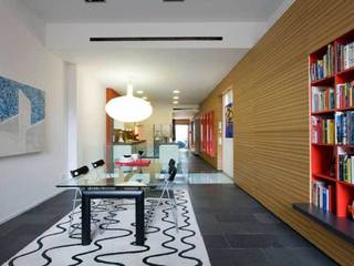 LOFT EN BARCELONA, SOLER-MORATO ARQUITECTES SLP SOLER-MORATO ARQUITECTES SLP Modern dining room