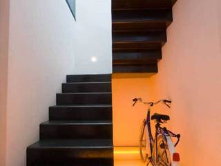 LOFT EN BARCELONA, SOLER-MORATO ARQUITECTES SLP SOLER-MORATO ARQUITECTES SLP Tangga Stairs