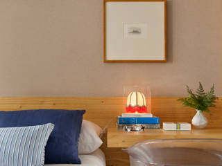 APARTAMENTO 510, Yamagata Arquitetura Yamagata Arquitetura Minimalist bedroom Beds & headboards