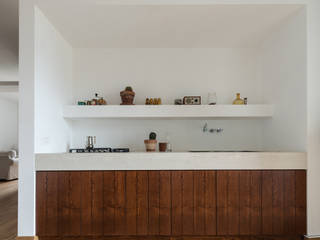 Woodboard House: Wohnungsrenovierung mit Charme, Atelier Blank Atelier Blank Minimalist kitchen