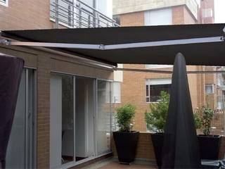 Toldo Monobloc, Comercial MecanoToldo S.L.U Comercial MecanoToldo S.L.U بلكونة أو شرفة