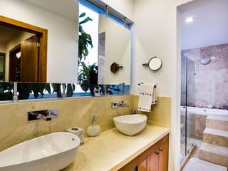 Casa NB, Excelencia en Diseño Excelencia en Diseño Phòng tắm phong cách tối giản