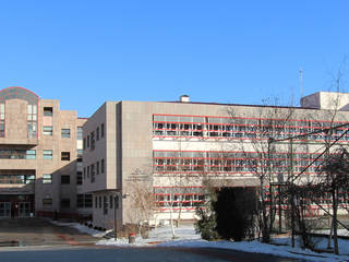 AÖD Tevfik Fikret Lisesi, MTK Architects-Consultants MTK Architects-Consultants Ticari alanlar