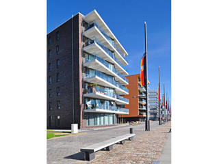 Wohnen an der Hafenkante, Lecke Architekten Lecke Architekten Moderne Häuser