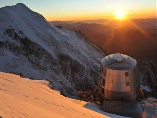 Refuge du Goûter, Groupe H Groupe H 상업공간