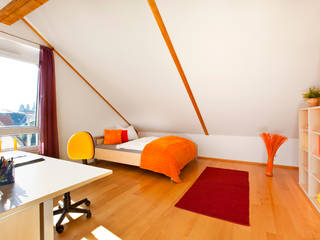 Jugendzimmer DG Traumhaus das Original - Dirk van Hoek GmbH Klassische Kinderzimmer Betten und Krippen