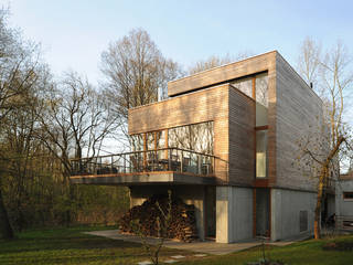 Geschwister Scholl Allee, Carlos Zwick Architekten Carlos Zwick Architekten モダンな 家