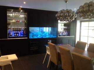 Bar aquarium London, Aquarium Services Aquarium Services Salas de estar modernas