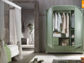 Mobili in stile Shabby Chic, Mobilinolimit Mobilinolimit Country style bedroom Wardrobes & closets