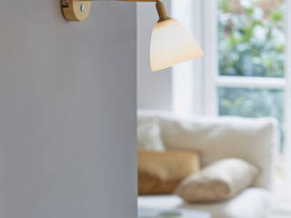 Wall and Ceiling Lights II / Cap / Cole / Cut, Herstal A/S Herstal A/S Moderne Wohnzimmer