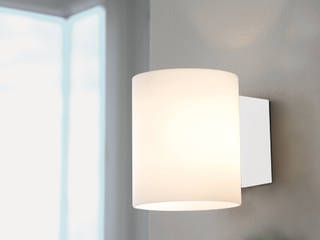 Wall and Ceiling Lights IV / Evoke / Fico, Herstal A/S Herstal A/S Moderner Flur, Diele & Treppenhaus