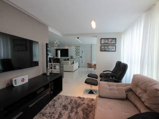 Apartamento Jovem casal, Celia Beatriz Arquitetura Celia Beatriz Arquitetura Moderner Multimedia-Raum