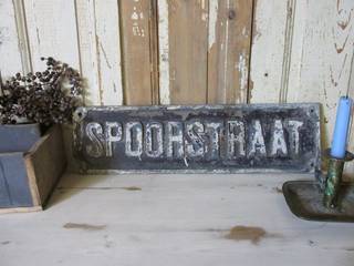 Brocante en stoere woondecoratie 2, Were Home Were Home ห้องนั่งเล่น