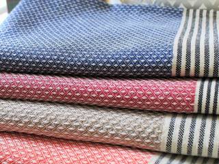 Beach & Bath, Ville & Campagne - Home collection Ville & Campagne - Home collection Mediterranean style bathrooms Textiles & accessories