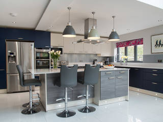 Matt Aura in metallic blue, smoke silver and magnolia white Zara Kitchen Design Modern Kitchen