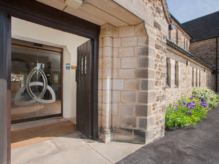 Frameless Glass Doors for Holy Trinity Church, DoorTechnik Ltd DoorTechnik Ltd Modern windows & doors