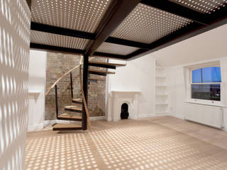 Clapham Loft, Twist In Architecture Twist In Architecture Nowoczesne domowe biuro i gabinet