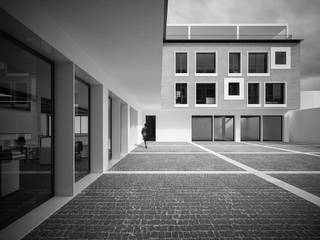 The Grey, Memento Architects Memento Architects Minimalist houses