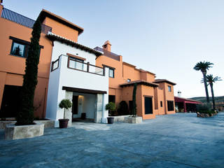 Bodega Señorío de Nevada, Estudio de arquitectura Jesús del Valle Estudio de arquitectura Jesús del Valle Commercial spaces