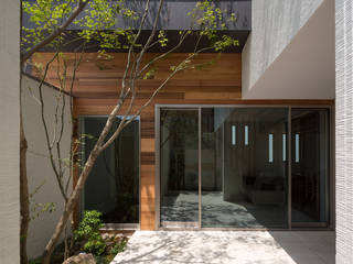 M4-house 「重なり合う家」, Architect Show Co.,Ltd Architect Show Co.,Ltd Modern houses