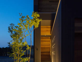 M4-house 「重なり合う家」, Architect Show Co.,Ltd Architect Show Co.,Ltd Modern Houses