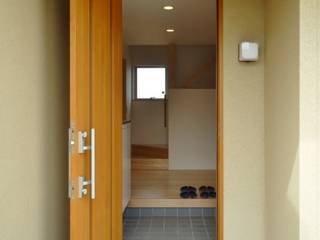 A House 幅広く日当たりの良い住宅, 石井設計事務所／Ishii Design Office 石井設計事務所／Ishii Design Office 木造住宅 木 木目調