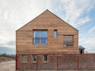 Timber Frame House, A-Zero Architects A-Zero Architects モダンな 窓&ドア