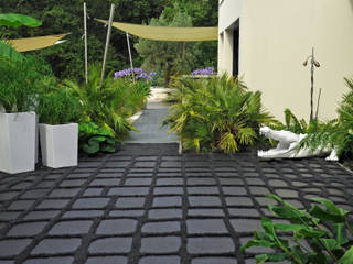 Jardinières Pyramidales pour une décoration Jungle Chic !, ATELIER SO GREEN ATELIER SO GREEN Jardin tropical