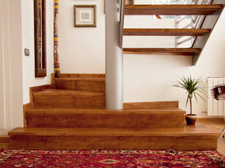 Ecalera en madera natural, Bafra Bafra Escaleras