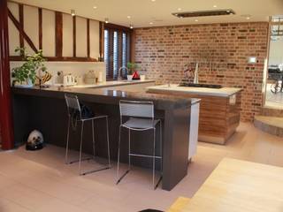 Barn Conversion, Studio3Kitchens Studio3Kitchens Nhà bếp phong cách chiết trung