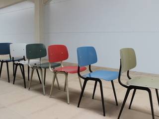 Set of 6 Friso Kramer Revolt Chairs , Diagonal Furniture Diagonal Furniture Ruang Studi/Kantor Minimalis