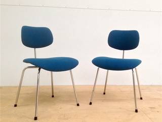 Pair of Egon Eiermann SE68 Chairs, Diagonal Furniture Diagonal Furniture Ruang Makan Minimalis