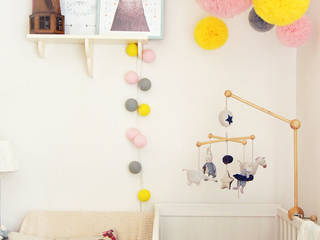 Dziecięcy kącik, ZAZA studio ZAZA studio Scandinavian style nursery/kids room