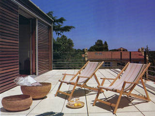 CASA M, Artigas Arquitectes Artigas Arquitectes Modern balcony, veranda & terrace