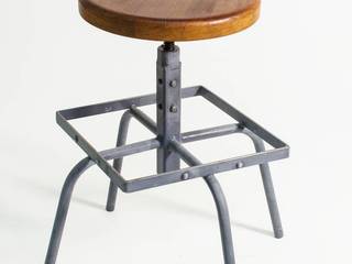 Aged steel and beech wood swivel bar stool “CUBE” - NordLoft, NordLoft - Industrial Design NordLoft - Industrial Design Living room