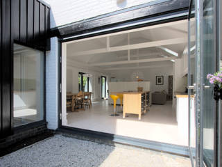 The Nook Converted Bakery, NRAP Architects NRAP Architects Jardines de estilo escandinavo