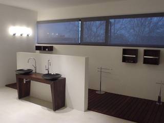 SHOWROOM EN BARCELONA, RIART I ASSOCIATS RIART I ASSOCIATS พื้นที่เชิงพาณิชย์