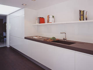 Küche L., rother küchenkonzepte + möbeldesign Gmbh rother küchenkonzepte + möbeldesign Gmbh Cocinas modernas: Ideas, imágenes y decoración