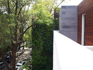 SC-152, DF ARQUITECTOS DF ARQUITECTOS Modern balcony, veranda & terrace