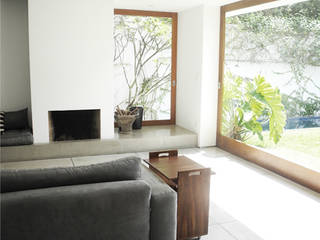 Jardines de estilo  por SAO Arquitetura