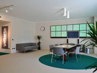 Residenze Ponte D'Arena - l'ufficio vendite, Valtorta srl Valtorta srl Modern Living Room