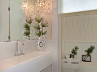 homify Modern style bathrooms