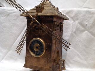 Windmill clock., London Antique Clock Centre London Antique Clock Centre غرف اخرى