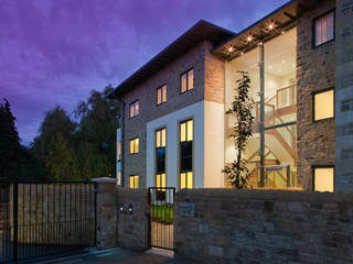 The fascination modern designed of the Princess Street, Corbridge., MWE Architects MWE Architects 現代房屋設計點子、靈感 & 圖片