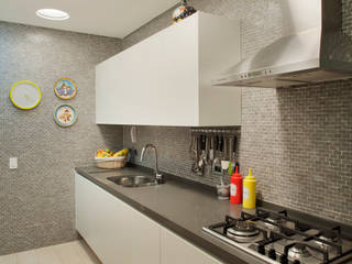 MS apartment, Studio ro+ca Studio ro+ca クラシックデザインの キッチン