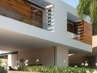 Casa SJ, Gantous Arquitectos Gantous Arquitectos Balcon, Veranda & Terrasse modernes