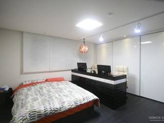 homify Modern style bedroom