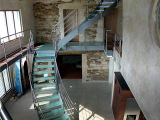 Treppen des Jahres, lifestyle-treppen.de lifestyle-treppen.de Modern corridor, hallway & stairs