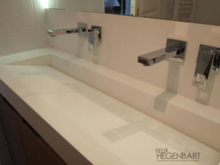 Salle de bains en teck et Corian, SARL Felix Hegenbart SARL Felix Hegenbart ห้องน้ำ