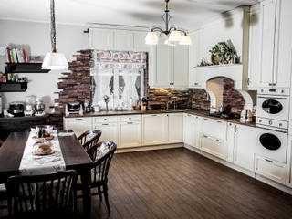 Элементы мебели и декоративная отделка из массива в загородном доме, Very'Wood Very'Wood Classic style kitchen
